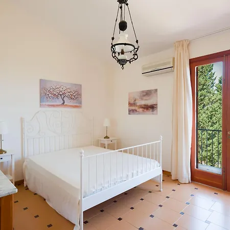 Hybiscus Con Piscina Кастелламмаре-дель-Голфо